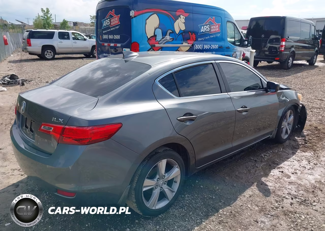 2013 Acura Ilx 2.0L VIN:19VDE1F5XDE006048 - 4