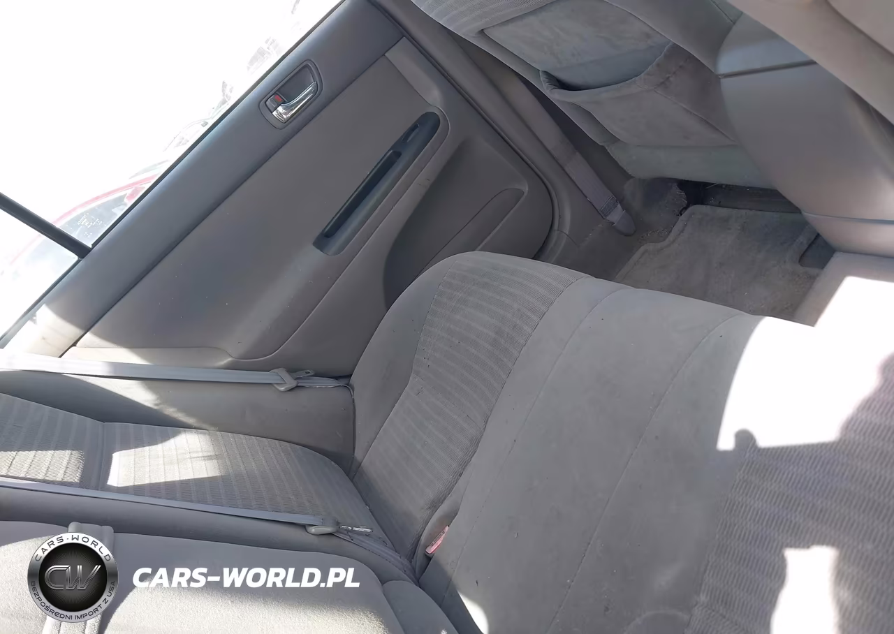 2005 Toyota Camry Le VIN:4T1BE32K95U561979 - 8