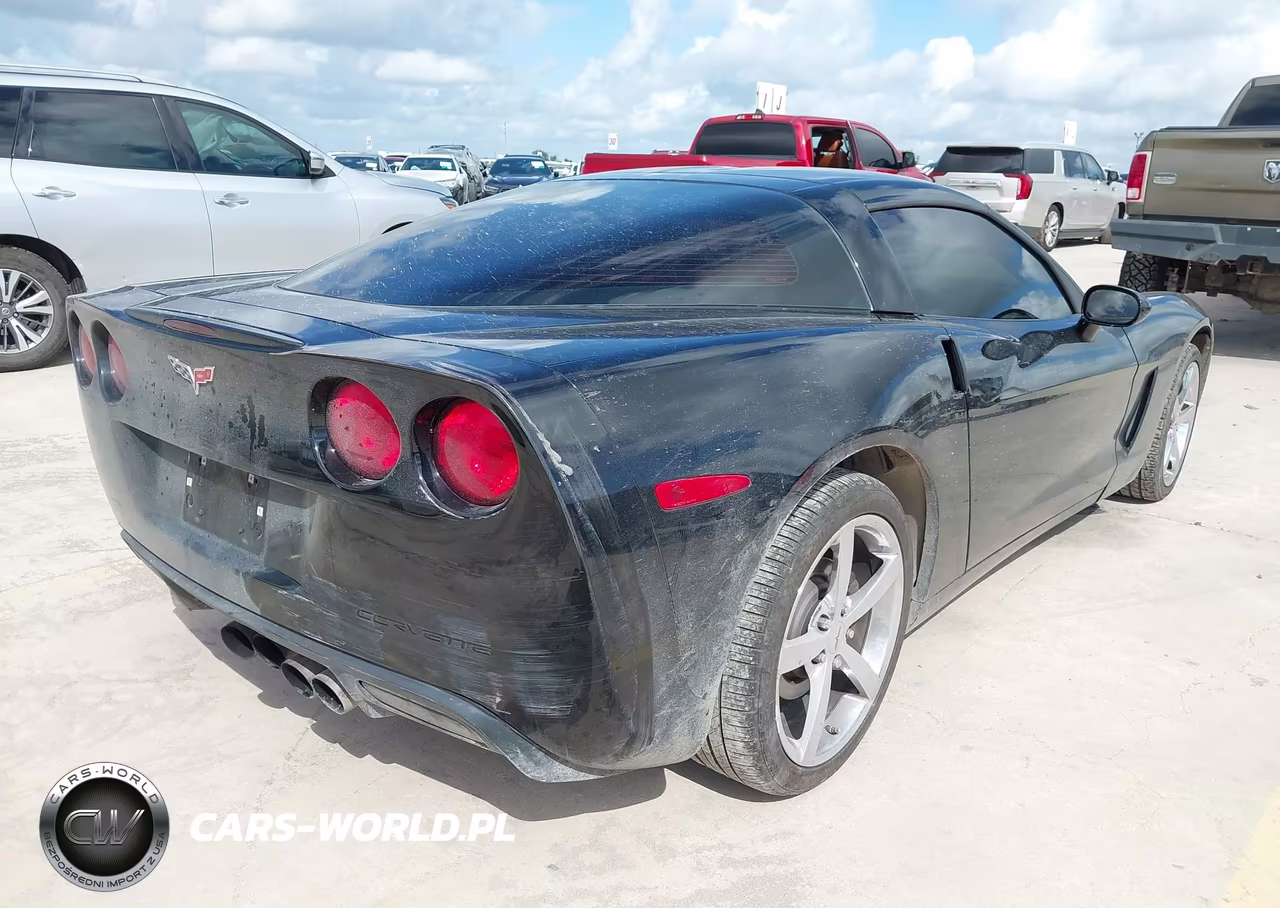 2010 Chevrolet Corvette VIN:1G1YE2DW4A5105894 - 4