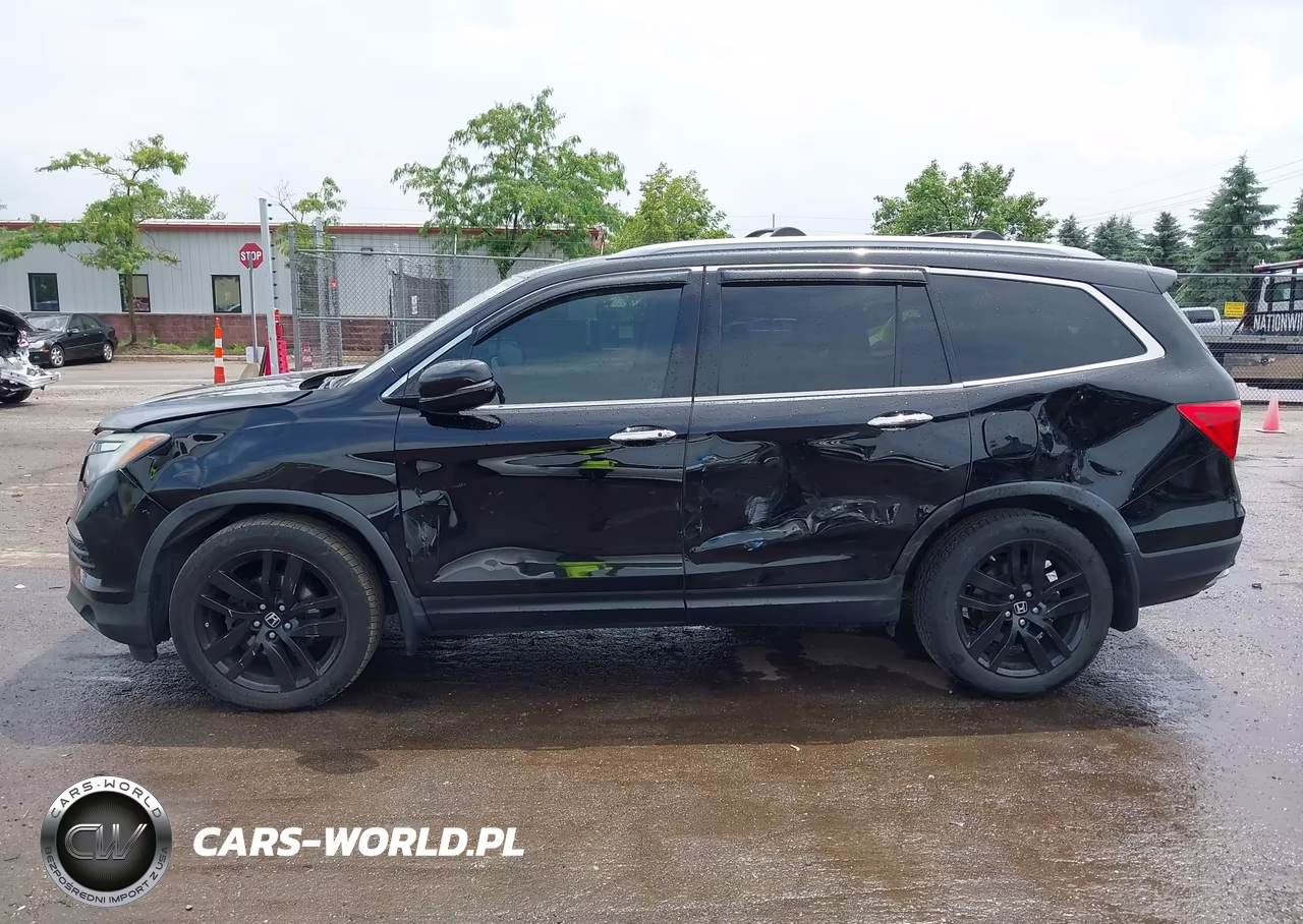 2016 Honda Pilot Elite VIN:5FNYF6H01GB119065 - 14