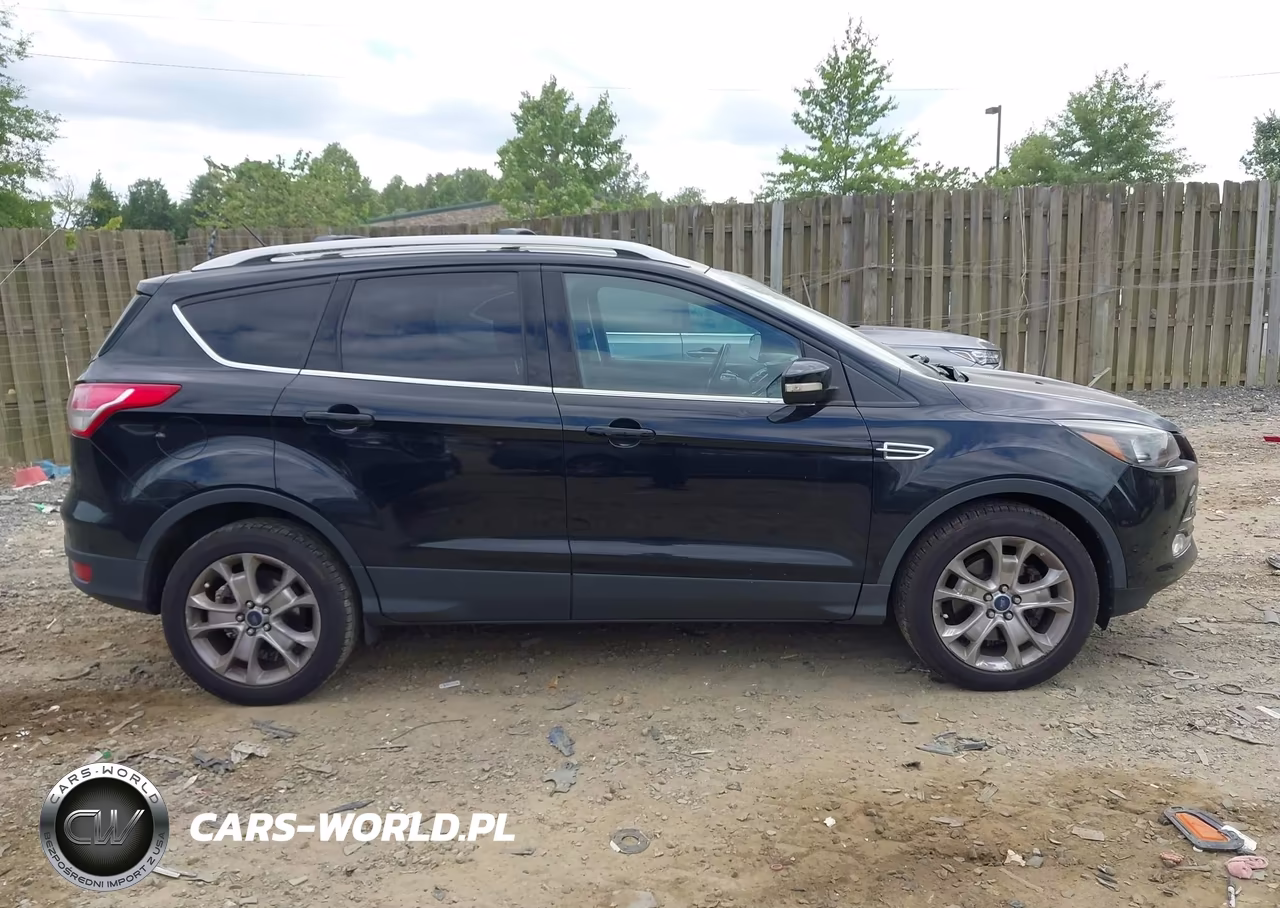 2016 Ford Escape Titanium VIN:1FMCU9JX2GUA17172 - 13