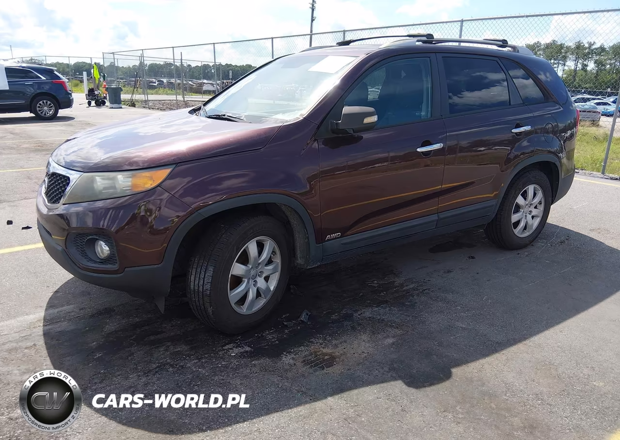 2013 Kia Sorento Lx VIN:5XYKTCA6XDG333083 - 2
