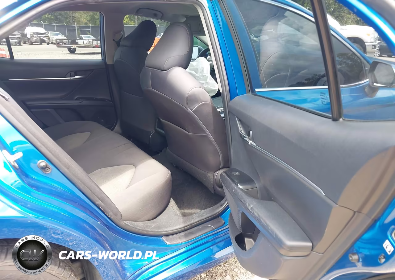 2019 Toyota Camry Le VIN:4T1B11HK4KU295189 - 8
