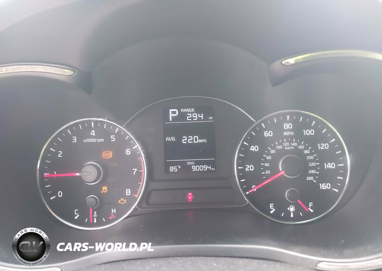 2018 Kia Forte Lx VIN:3KPFK4A75JE175649 - 7