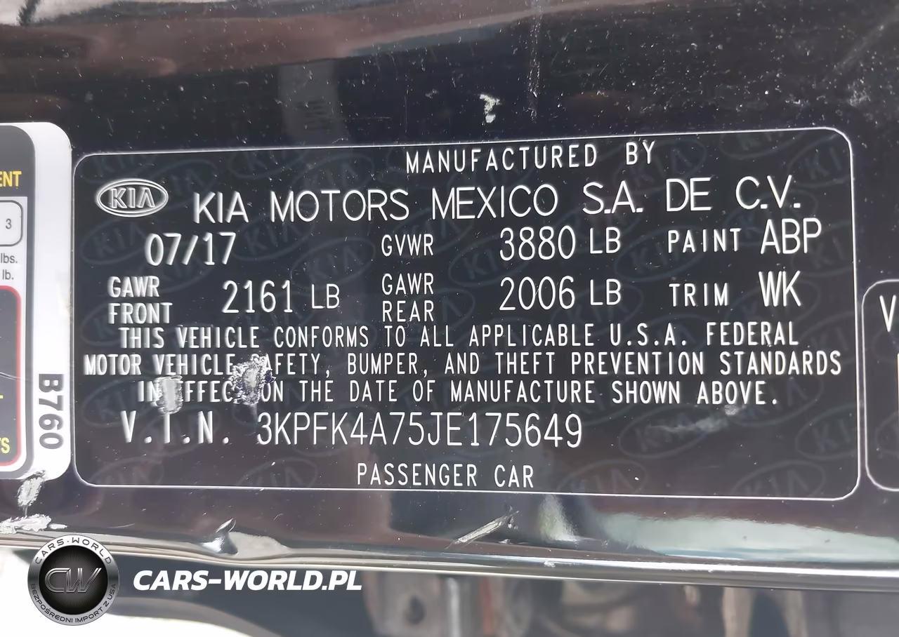 2018 Kia Forte Lx VIN:3KPFK4A75JE175649 - 9