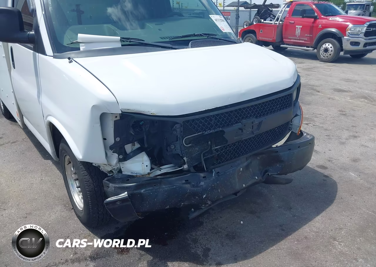 2013 Chevrolet Express Cutaway 3500 VIN:1GB0G2BA2D1111795 - 6
