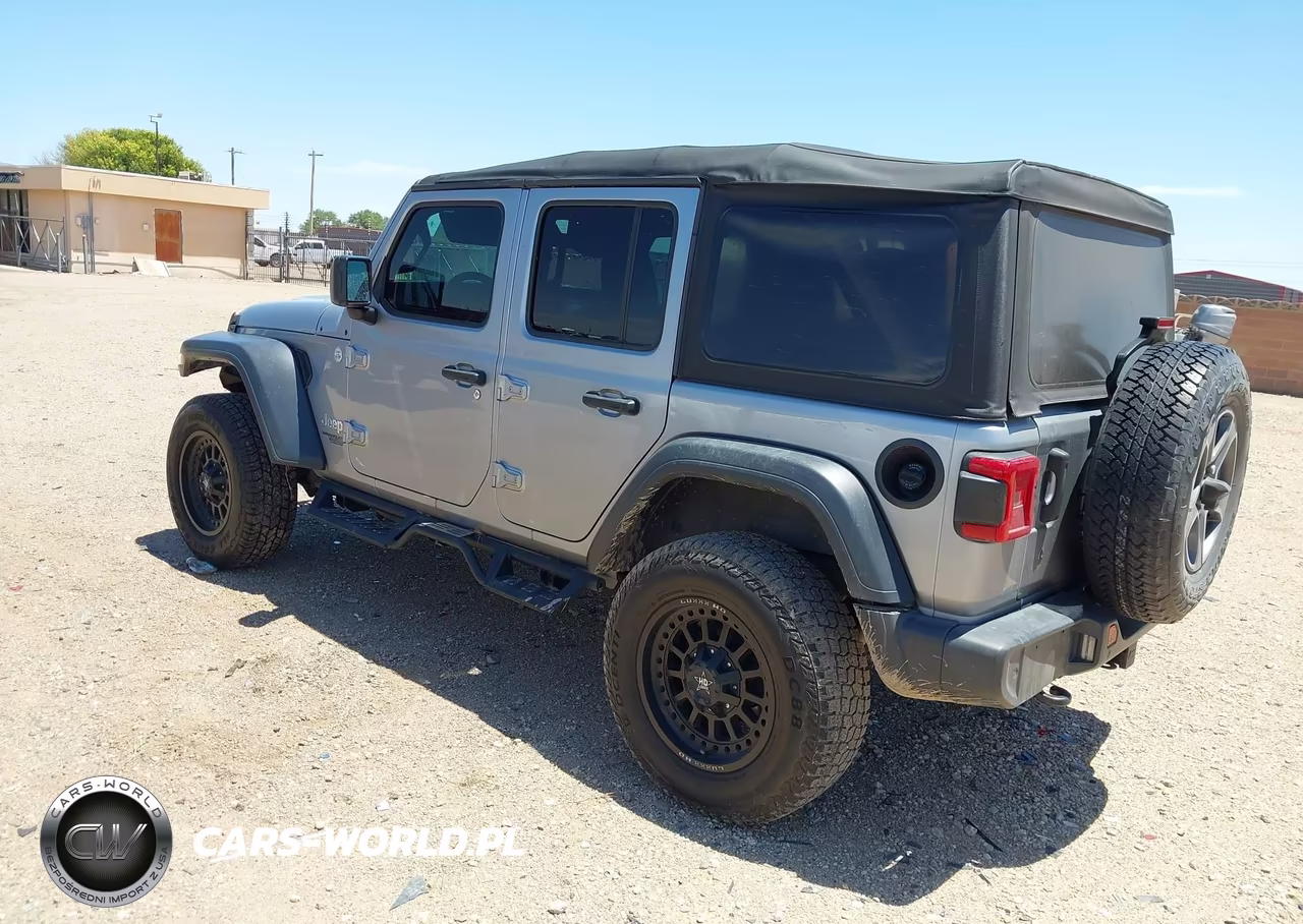 2018 Jeep Wrangler Unlimited Sport S 4X4 VIN:1C4HJXDG0JW137762 - 3