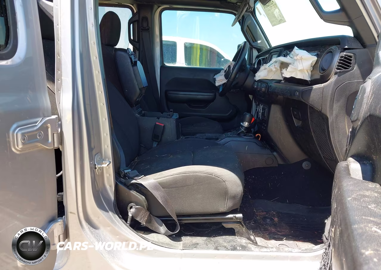 2018 Jeep Wrangler Unlimited Sport S 4X4 VIN:1C4HJXDG0JW137762 - 5