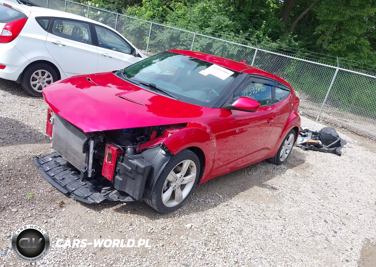 2015 Hyundai Veloster VIN:KMHTC6AD1FU245041 - 2