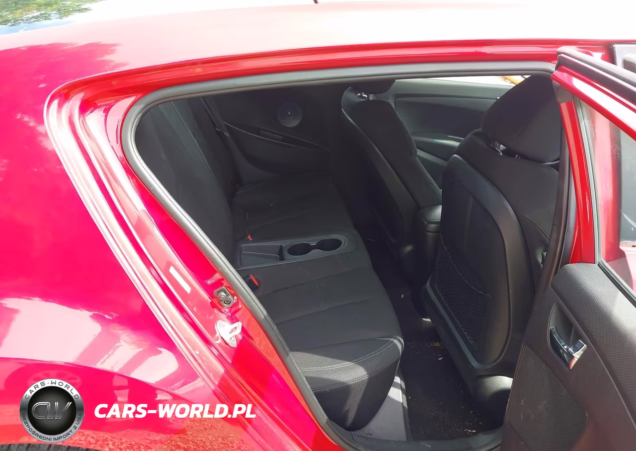 2015 Hyundai Veloster VIN:KMHTC6AD1FU245041 - 8