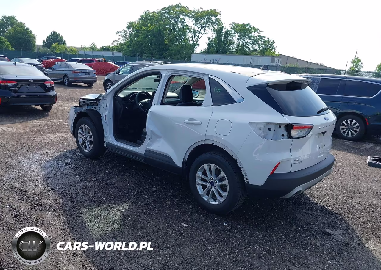 2020 Ford Escape Se VIN:1FMCU9G65LUA04988 - 3