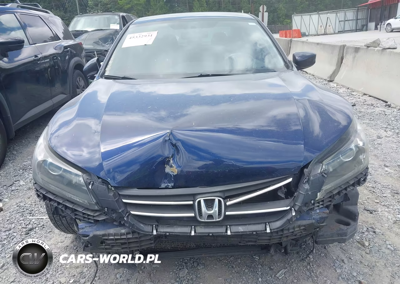 2015 Honda Accord Sport VIN:1HGCR2F5XFA203659 - 12