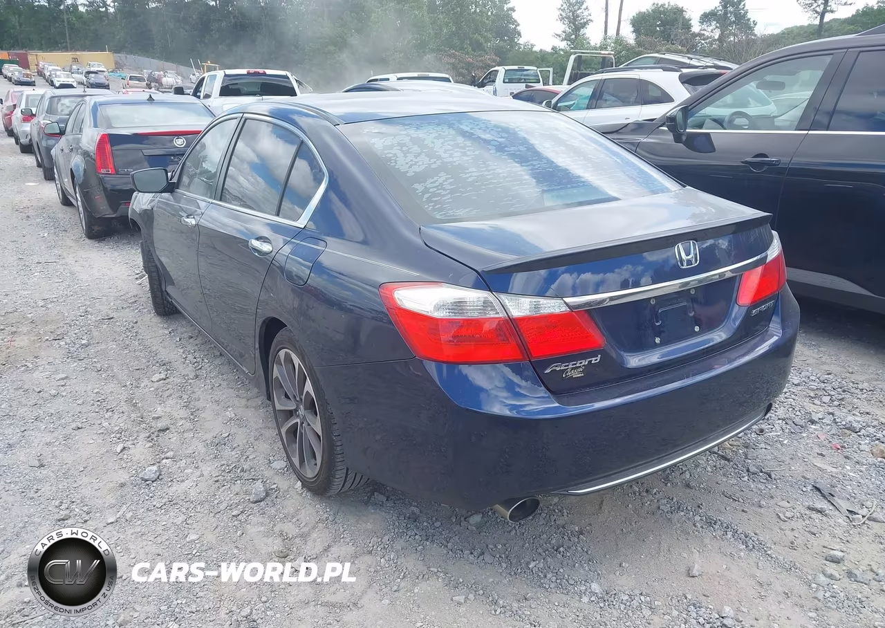 2015 Honda Accord Sport VIN:1HGCR2F5XFA203659 - 3
