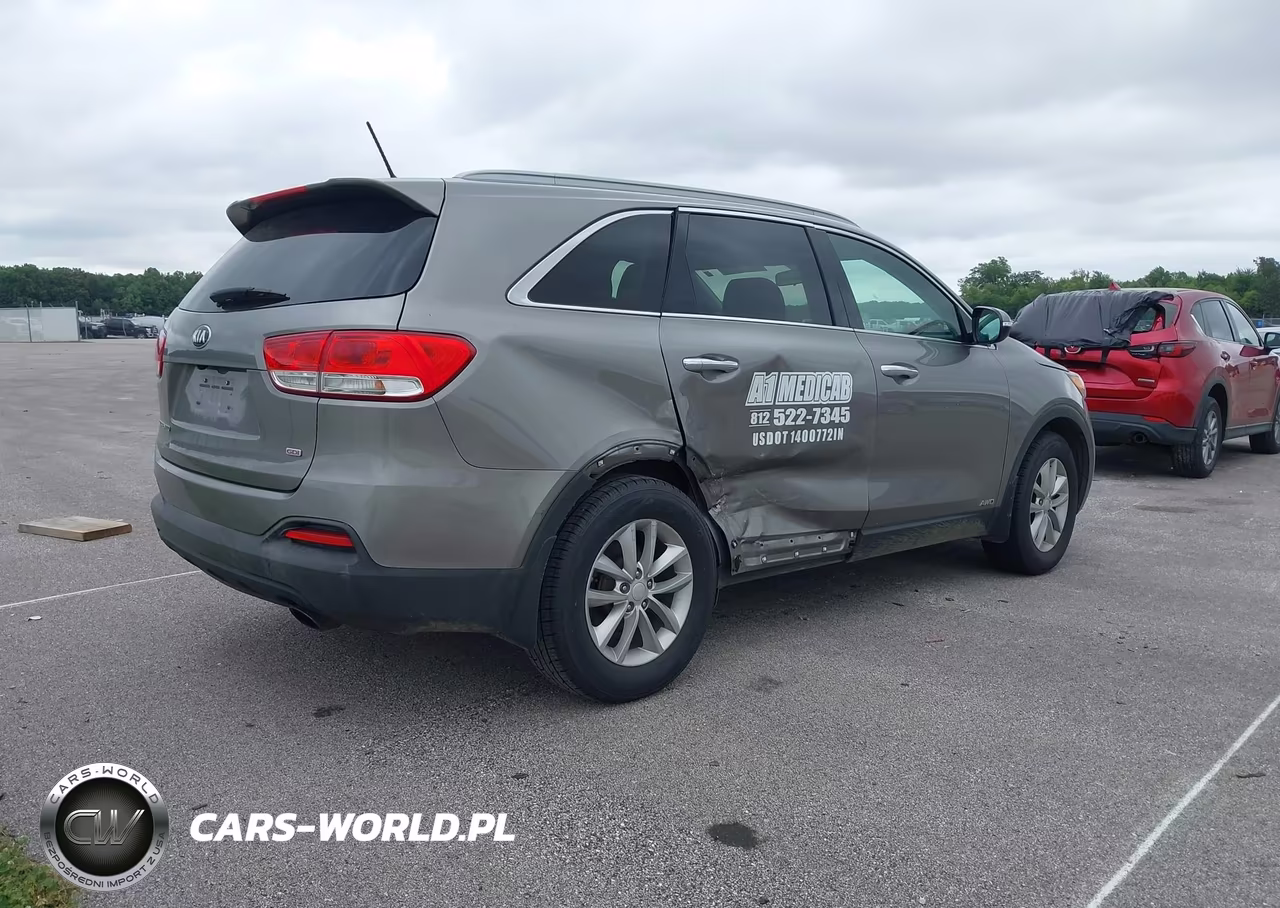2017 Kia Sorento 2.4L Lx VIN:5XYPGDA33HG260991 - 4