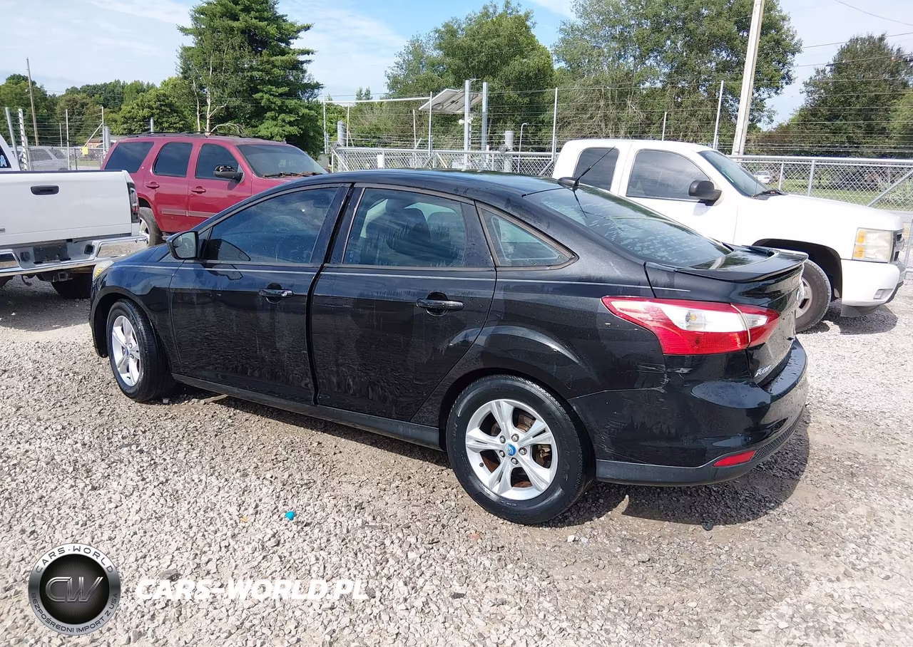 2012 Ford Focus Se VIN:1FAHP3F23CL443809 - 6