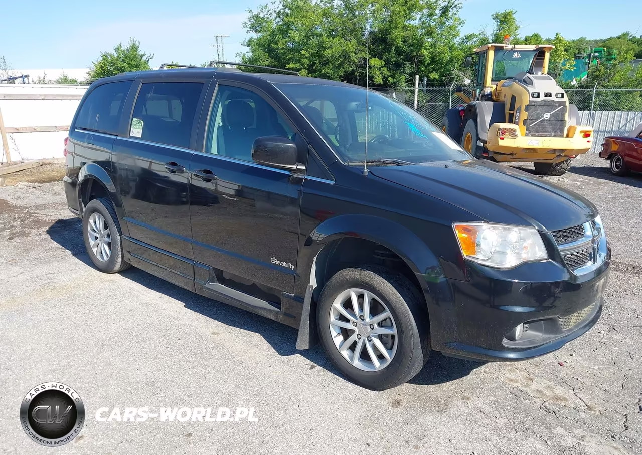 2018 Dodge Grand Caravan Sxt – zdjęcie 1 z 16