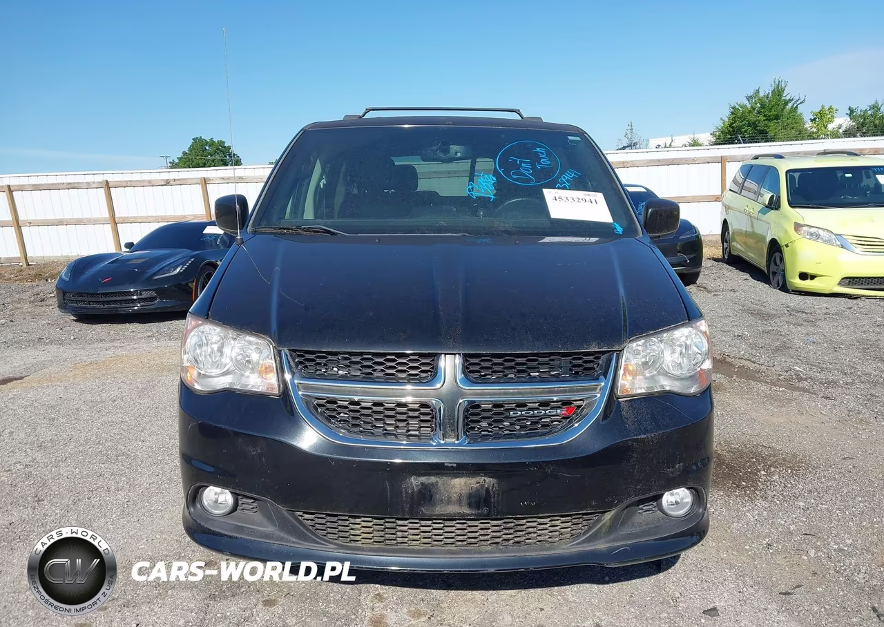2018 Dodge Grand Caravan Sxt VIN:2C4RDGCG9JR179367 - 12