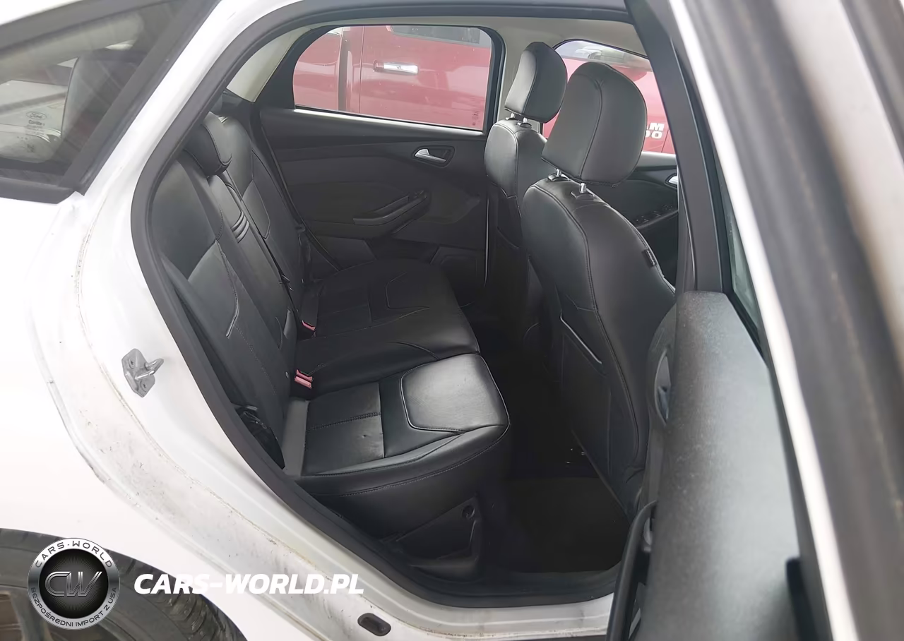 2016 Ford Focus Se VIN:1FADP3F25GL222233 - 8