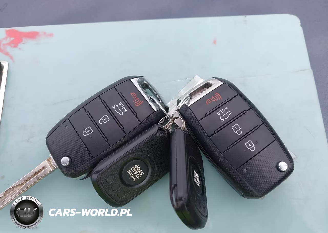 2015 Kia Optima Lx VIN:KNAGM4A71F5586691 - 11