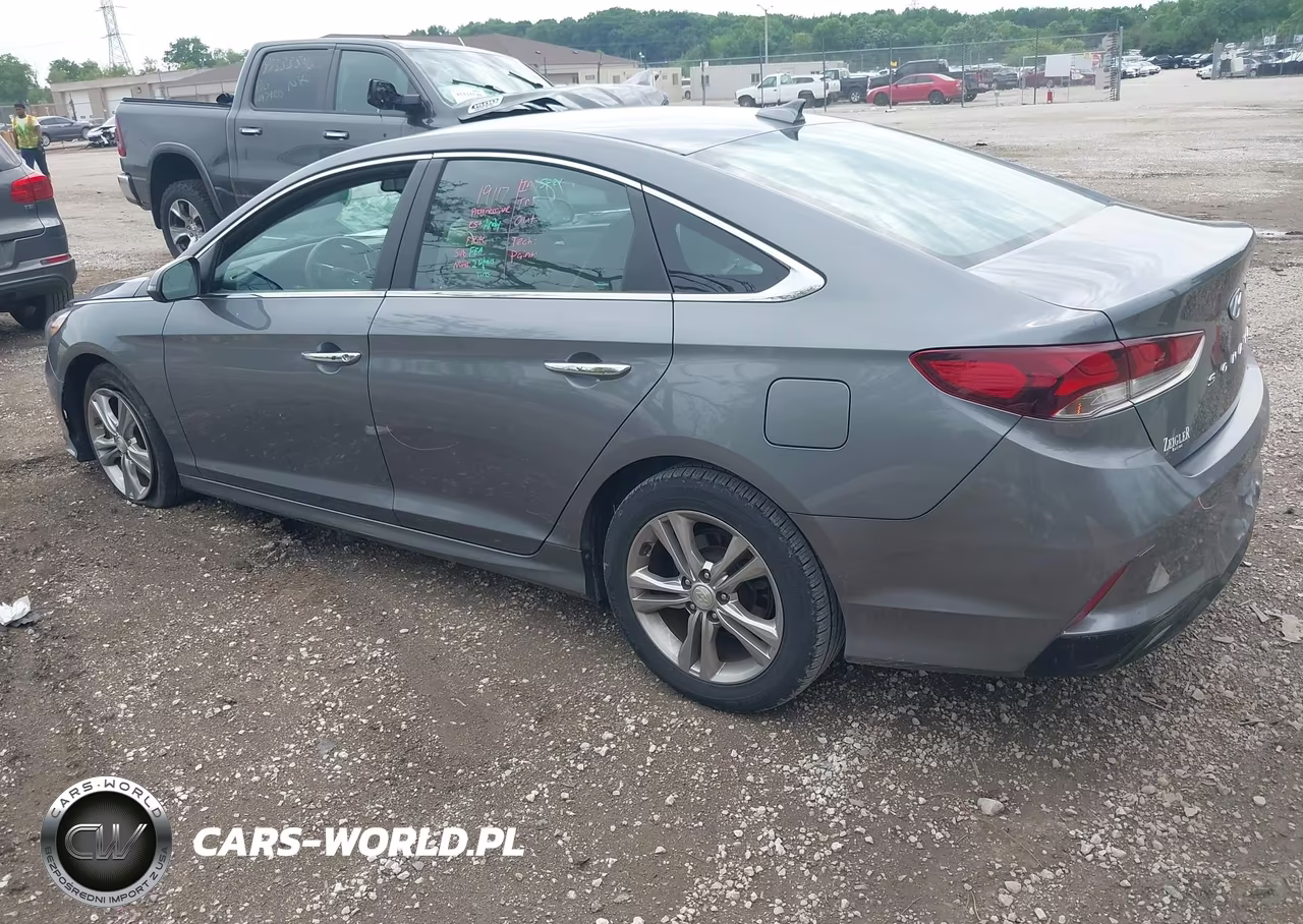 2018 Hyundai Sonata Sel VIN:5NPE34AFXJH638512 - 3
