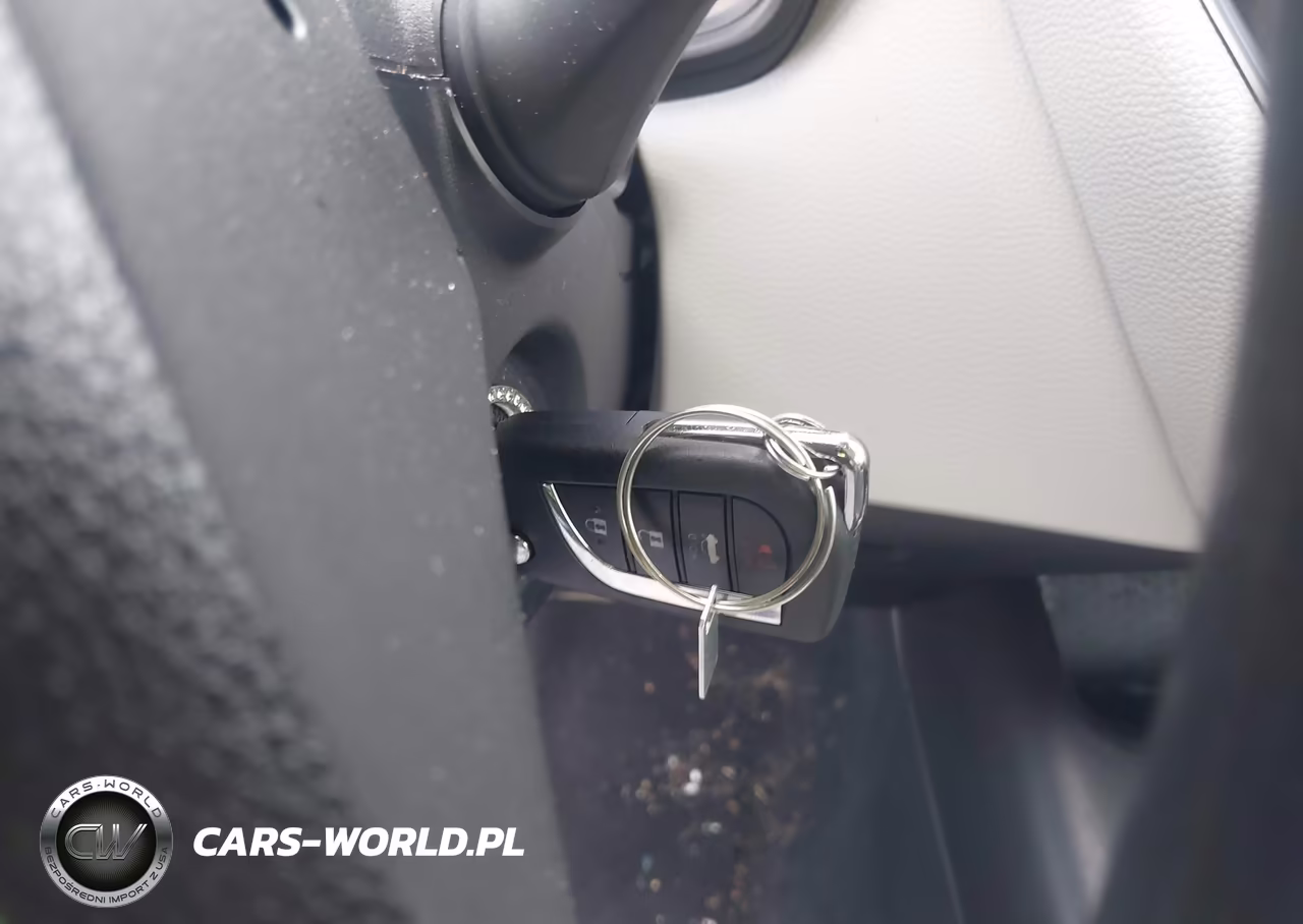 2025 Toyota Corolla Le VIN:5YFB4MDE1SP313447 - 11
