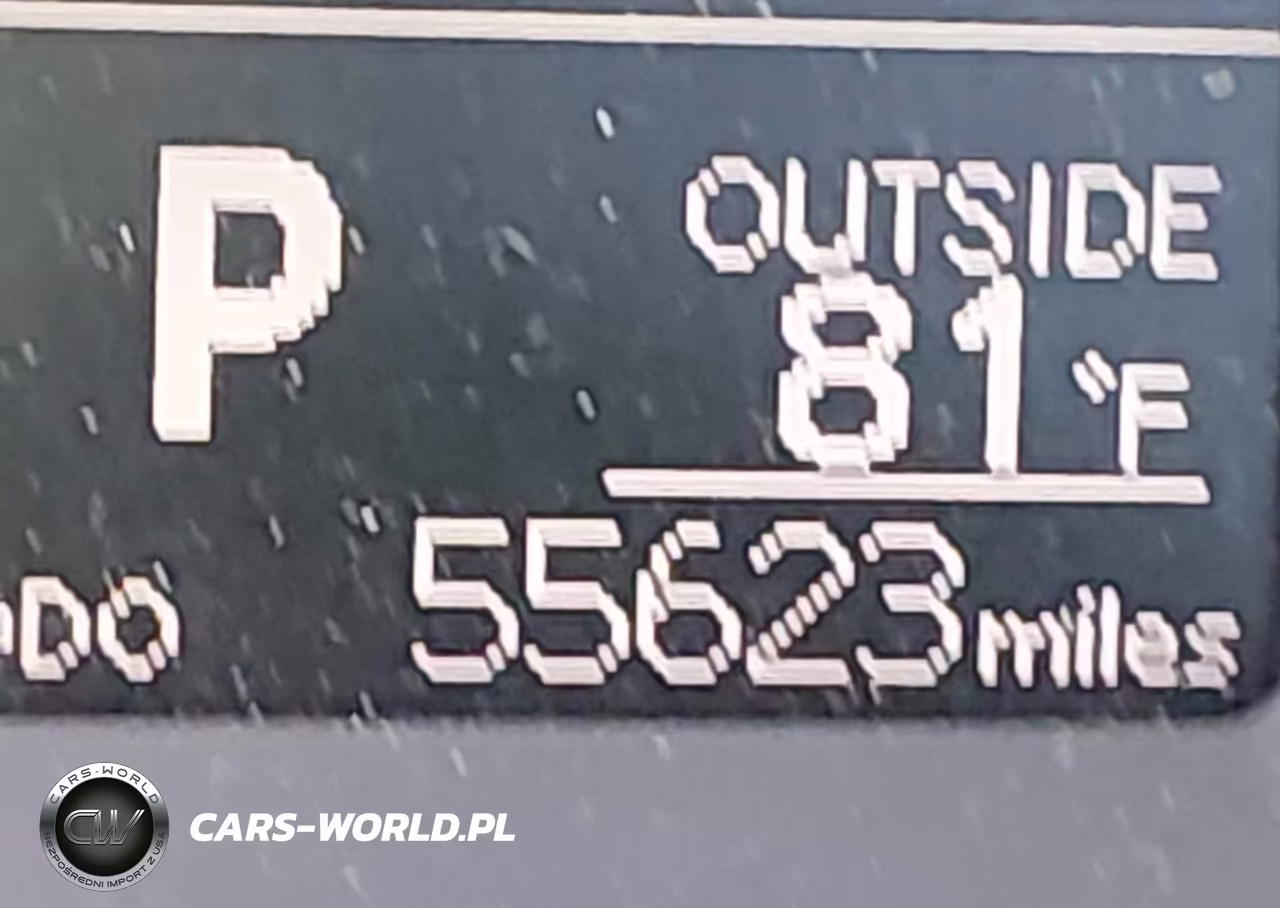 2018 Toyota Corolla Le VIN:2T1BURHE3JC028786 - 15