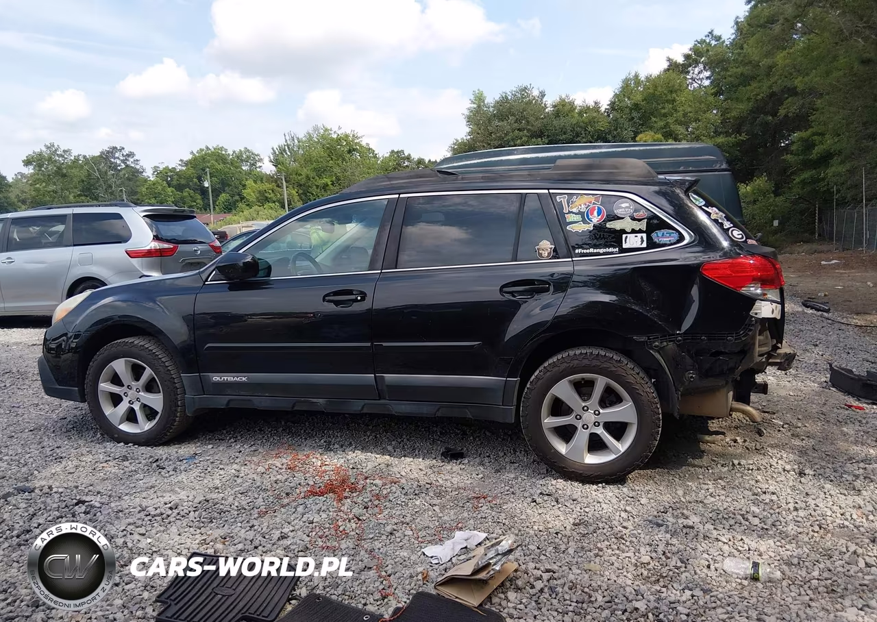 2013 Subaru Outback 2.5I Premium VIN:4S4BRBGC2D3223408 - 15