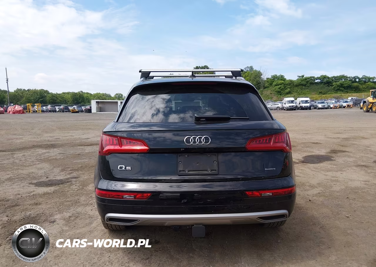 2019 Audi Q5 45 Premium VIN:WA1BNAFY1K2129623 - 17