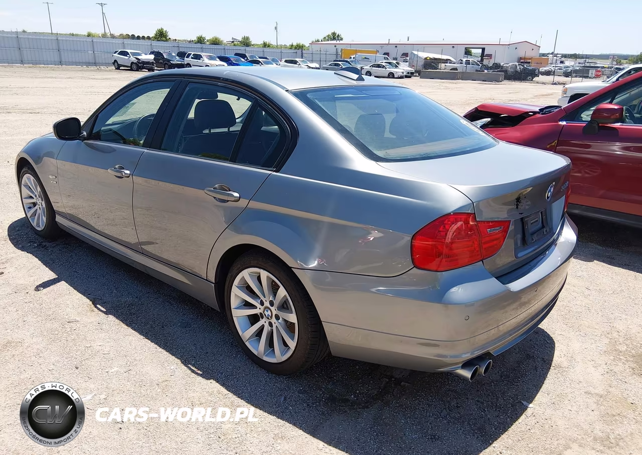 2011 BMW 328I xDrive VIN:WBAPK7C58BA771504 - 3