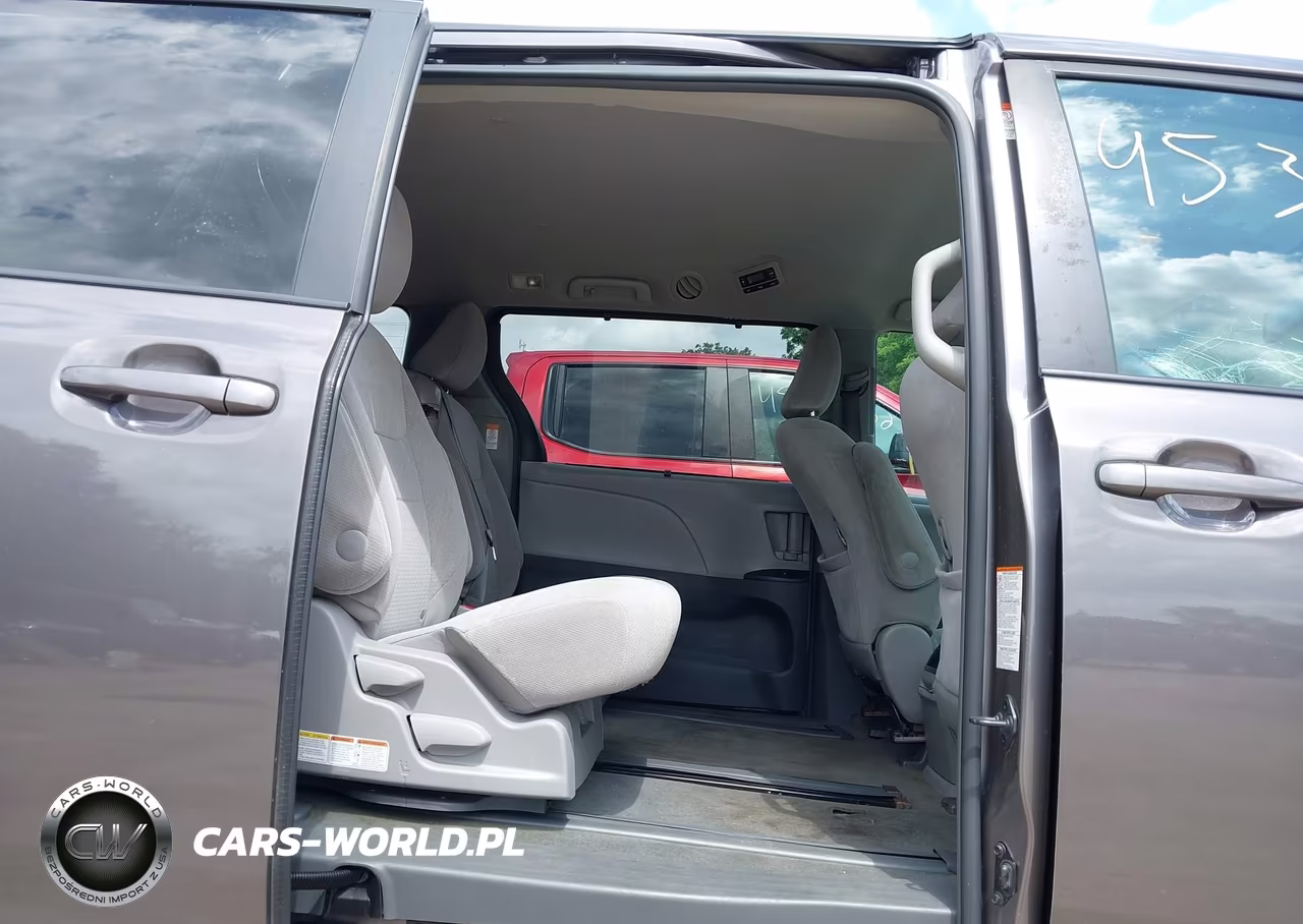 2015 Toyota Sienna Le 8 Passenger VIN:5TDKK3DC7FS564355 - 8