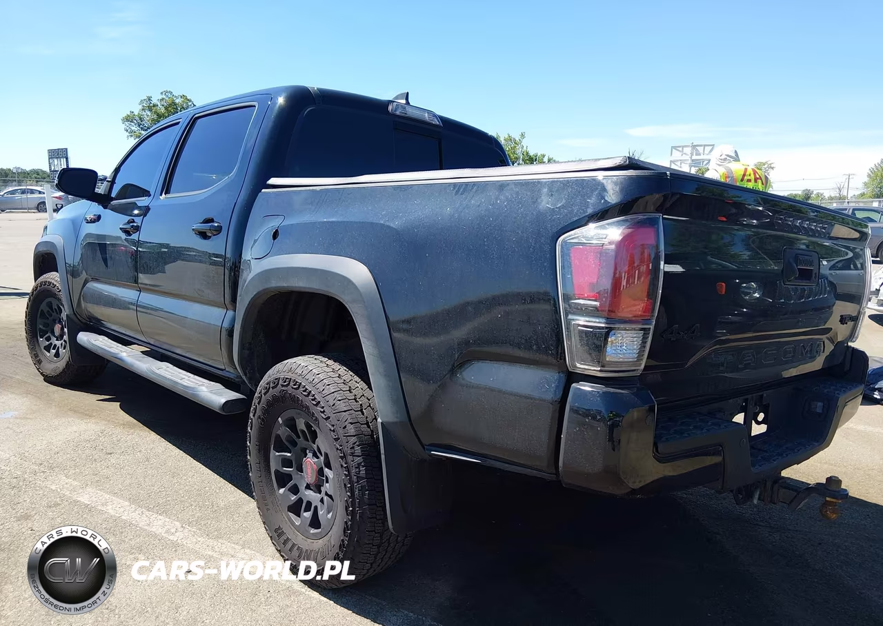 2019 Toyota Tacoma Trd Pro VIN:5TFCZ5AN6KX196725 - 3