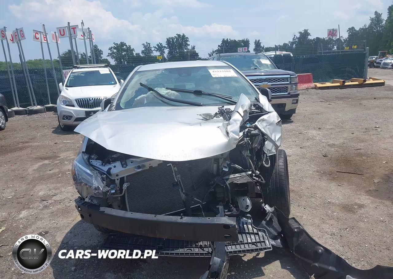 2017 Toyota Corolla Le VIN:2T1BURHE8HC942655 - 13