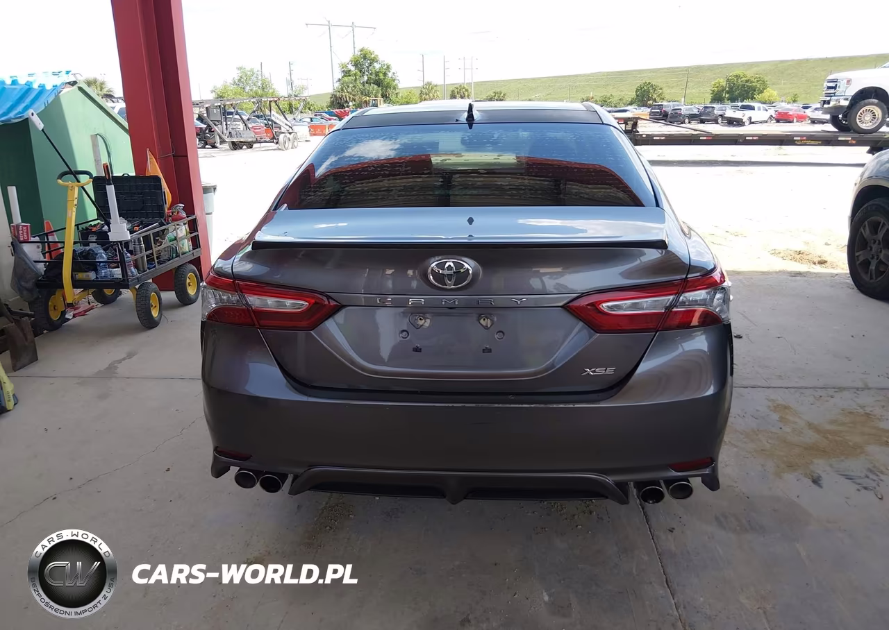 2019 Toyota Camry Xse VIN:4T1B61HK4KU851857 - 16