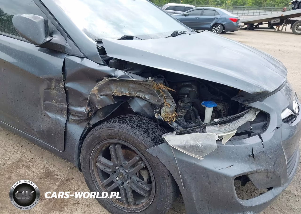 2013 Hyundai Accent Gls VIN:KMHCT4AEXDU411986 - 6