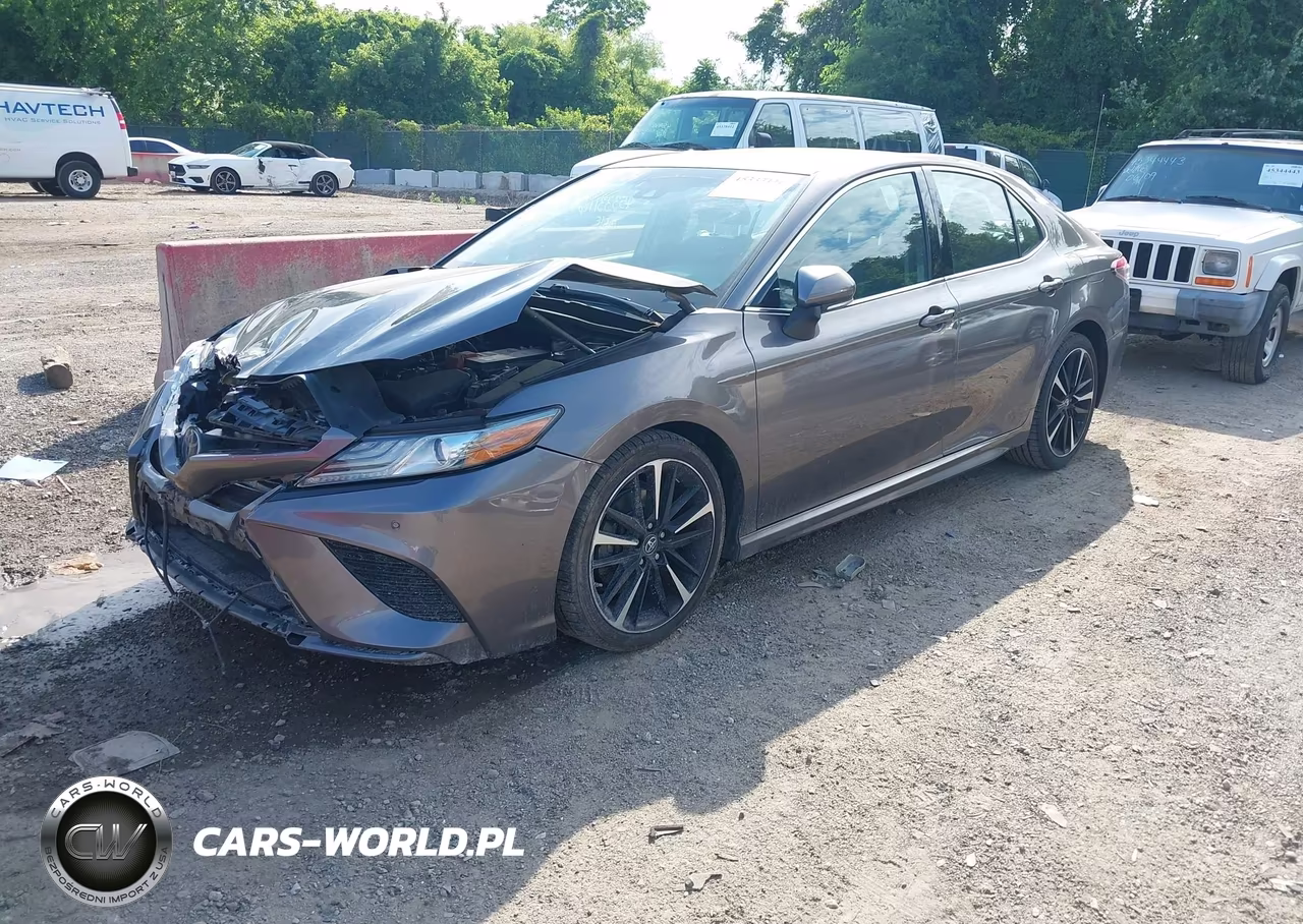 2018 Toyota Camry Xse VIN:4T1B61HK1JU031931 - 2