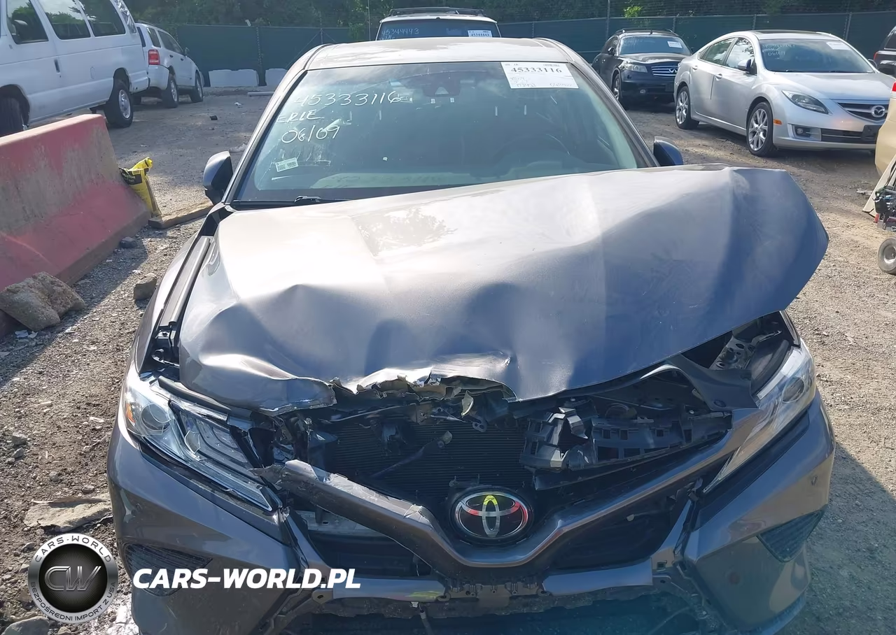 2018 Toyota Camry Xse VIN:4T1B61HK1JU031931 - 6
