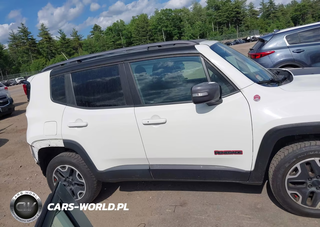 2015 Jeep Renegade Trailhawk VIN:ZACCJBCT0FPB54998 - 14