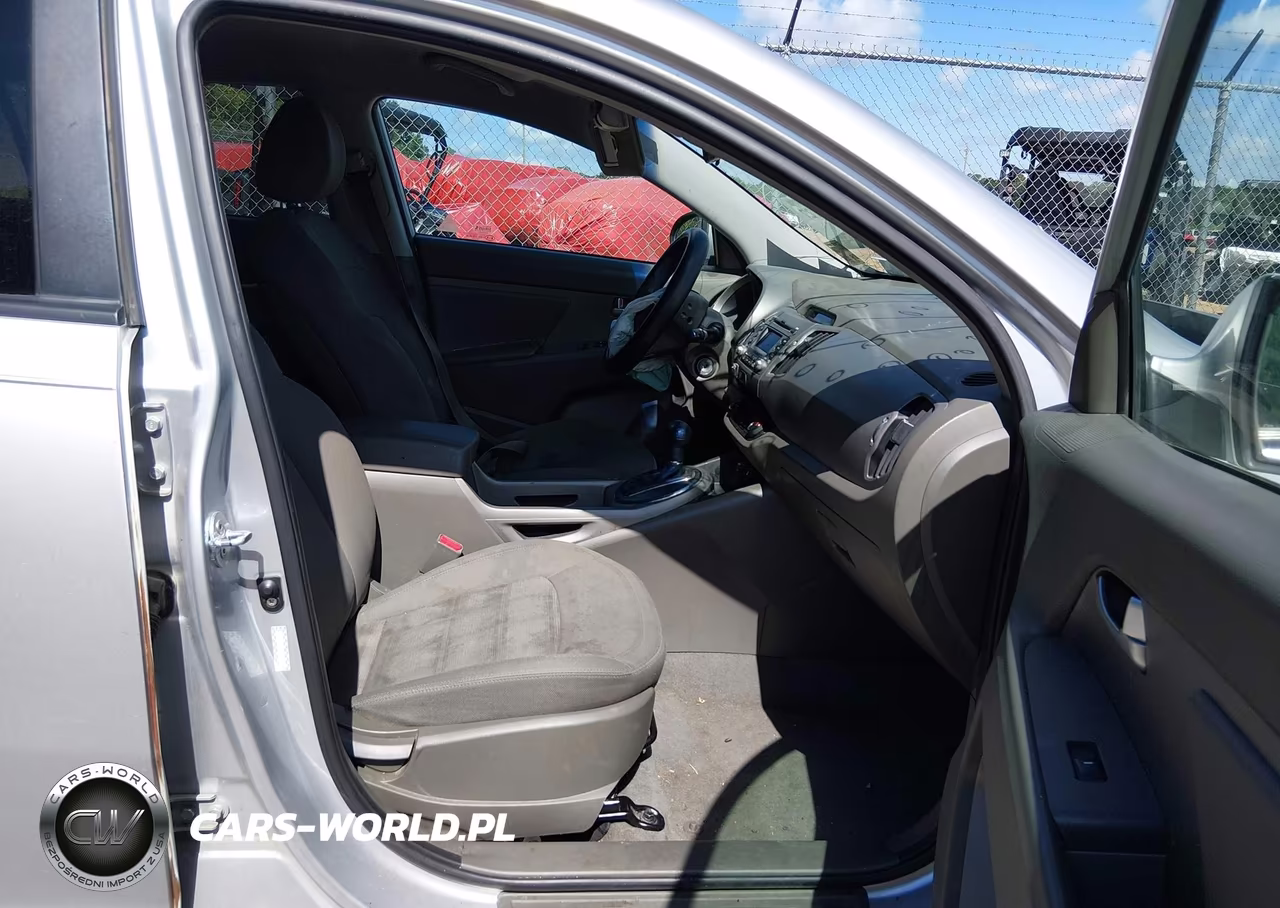 2011 Kia Sportage Lx VIN:KNDPB3A24B7017940 - 5