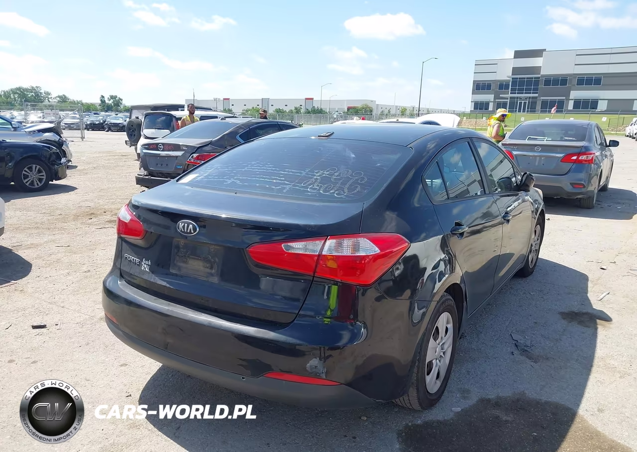 2016 Kia Forte Lx VIN:KNAFK4A60G5523012 - 4