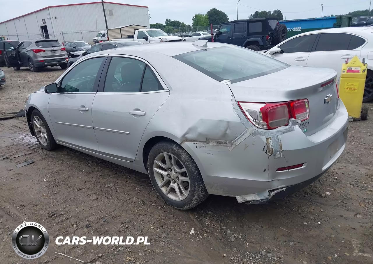 2015 Chevrolet Malibu 1Lt VIN:1G11C5SL3FF325207 - 3
