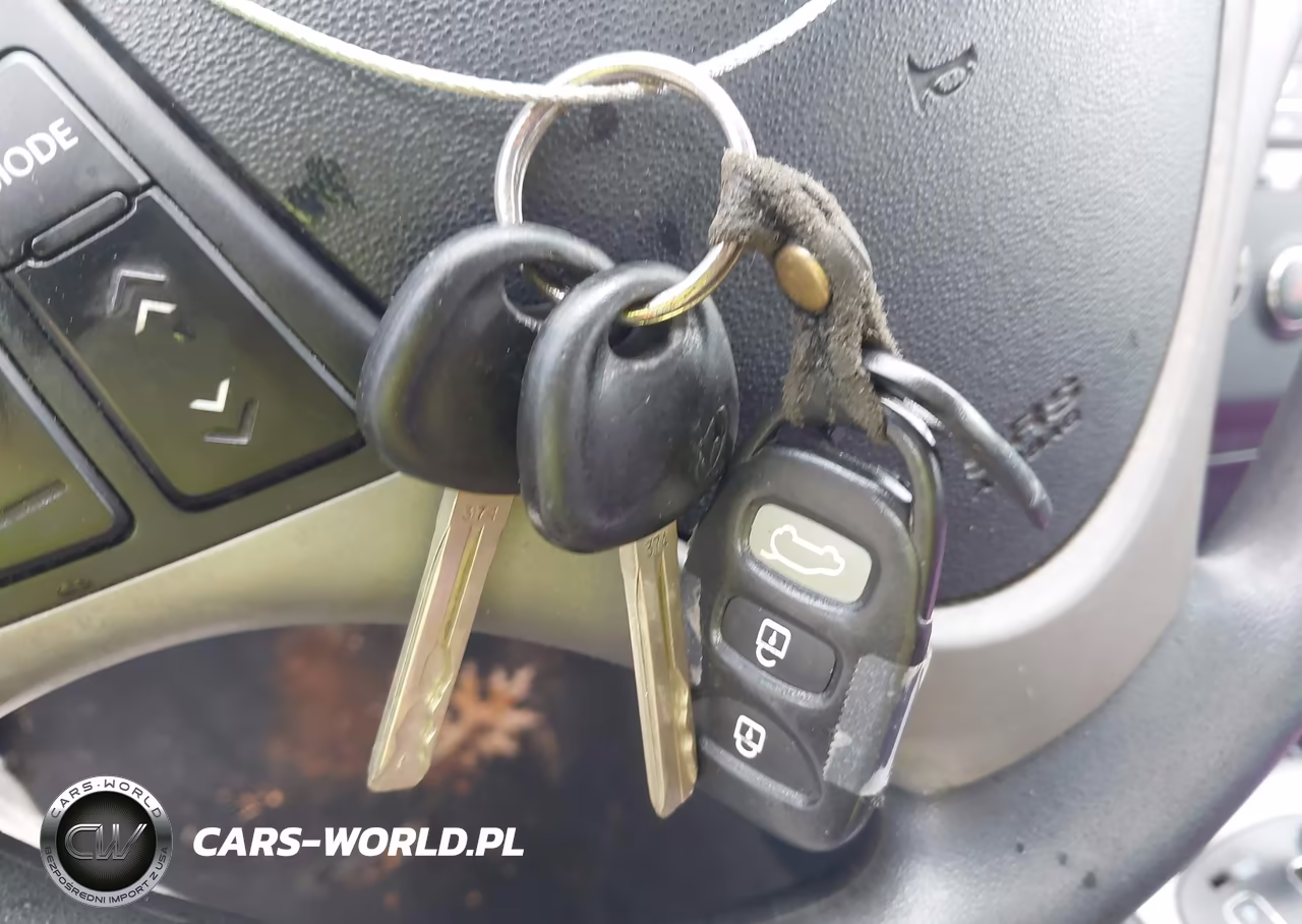 2010 Hyundai Elantra Touring Gls VIN:KMHDC8AE7AU061160 - 11