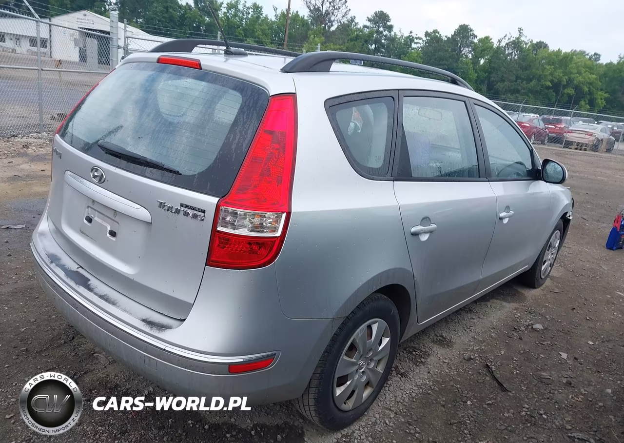 2010 Hyundai Elantra Touring Gls VIN:KMHDC8AE7AU061160 - 4
