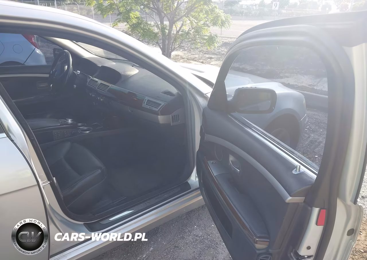 2006 BMW 750Li VIN:WBAHN83516DT64940 - 5