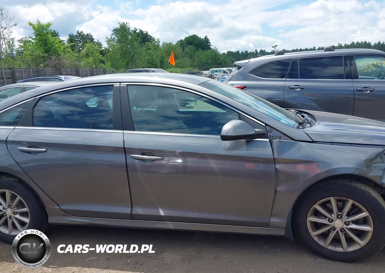 2018 Hyundai Sonata Se VIN:5NPE24AF1JH667531 - 14