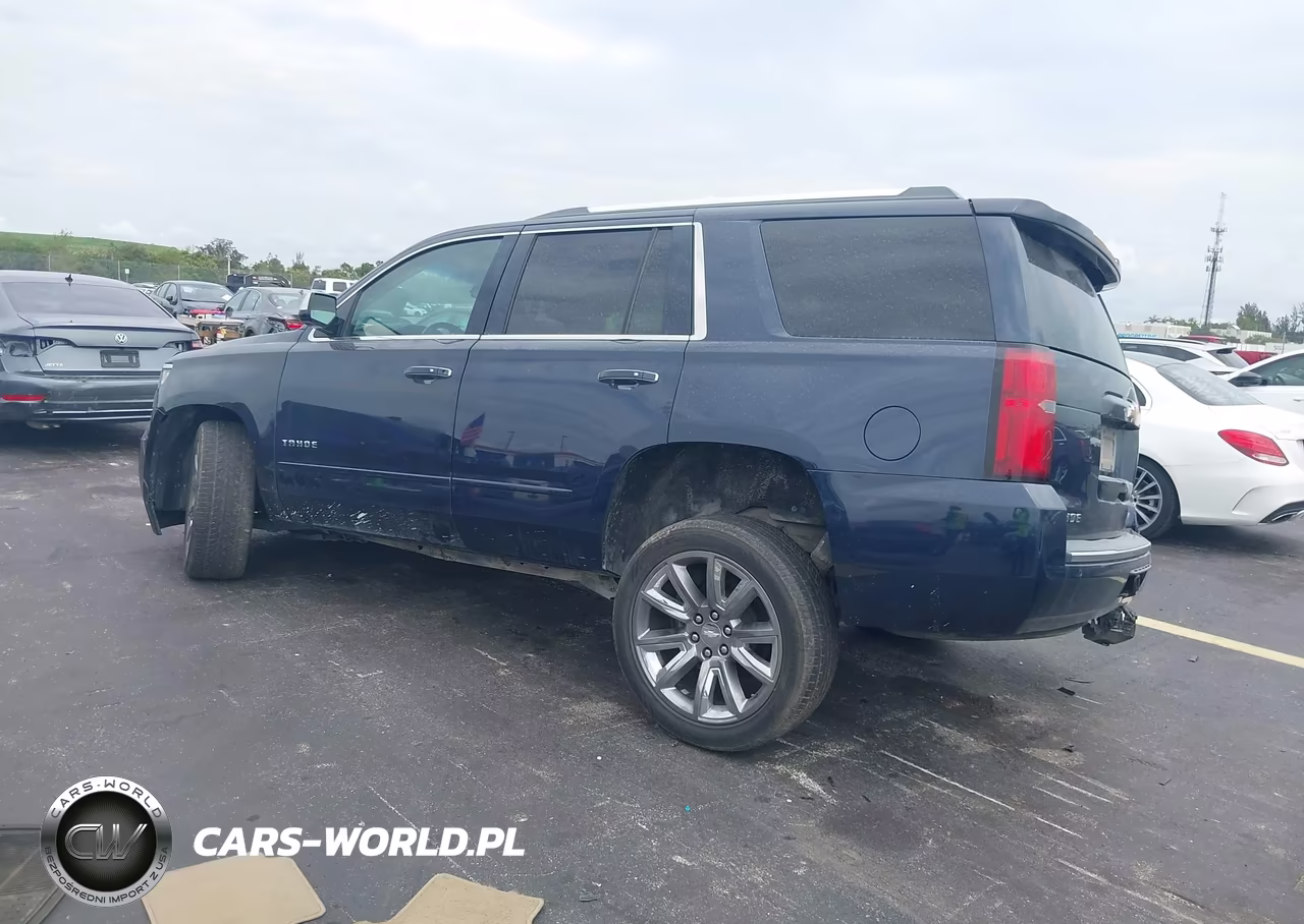 2018 Chevrolet Tahoe Premier VIN:1GNSCCKC6JR204069 - 3