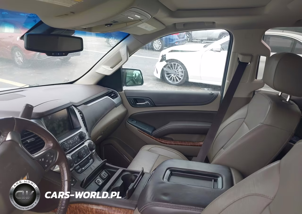 2018 Chevrolet Tahoe Premier VIN:1GNSCCKC6JR204069 - 5