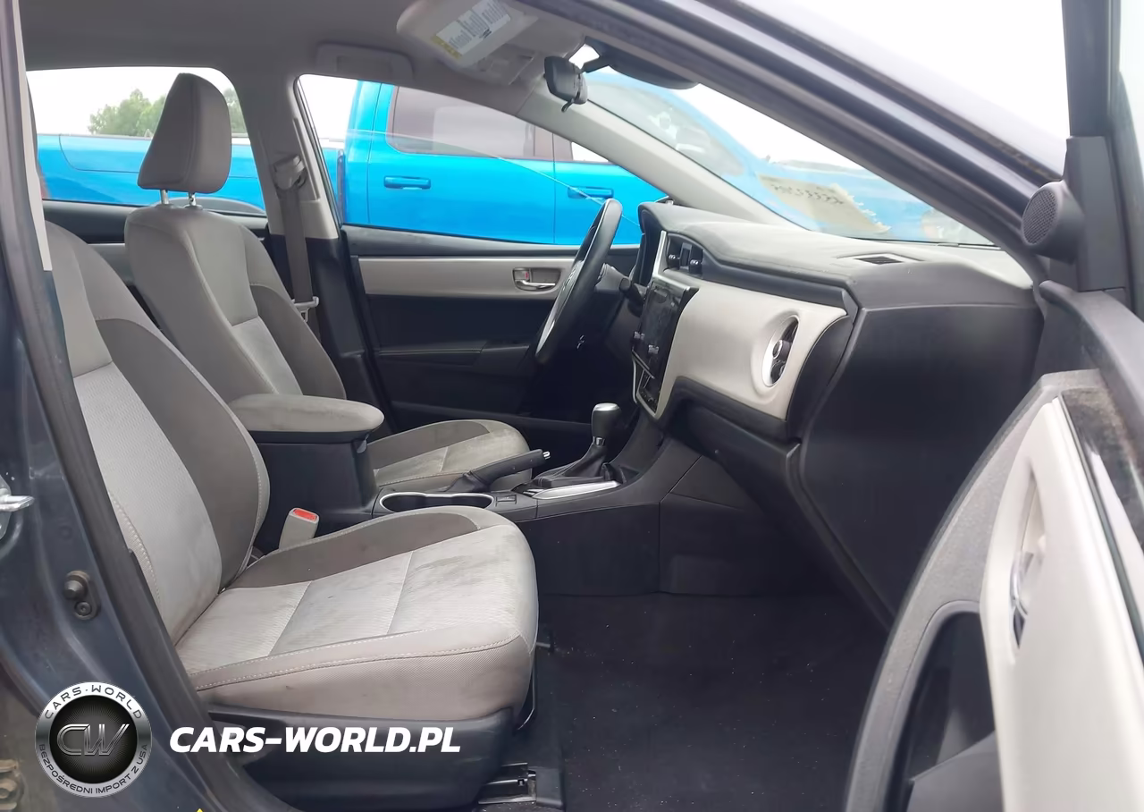 2017 Toyota Corolla Le VIN:2T1BURHE0HC764403 - 5