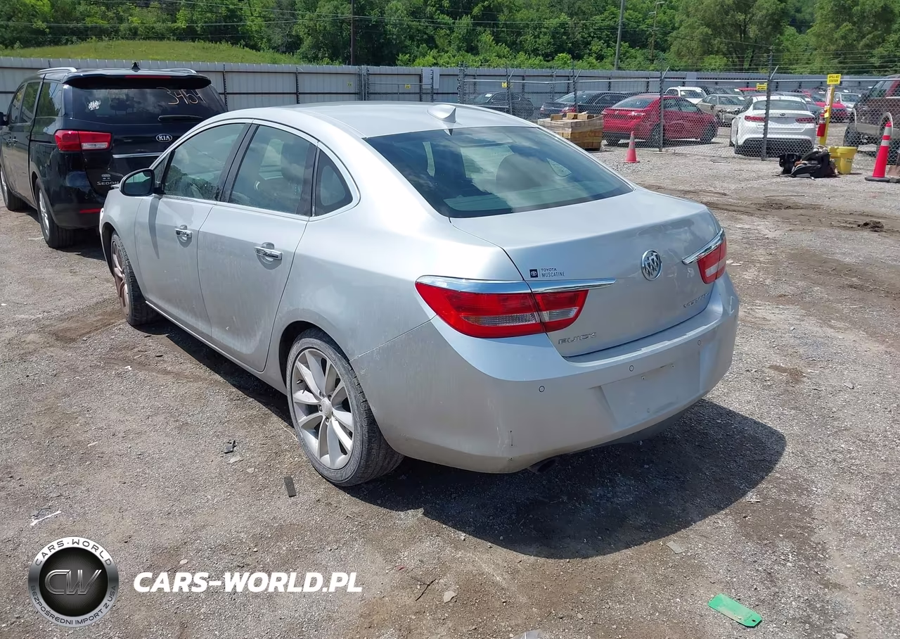 2015 Buick Verano Leather Group VIN:1G4PS5SK6F4168873 - 3