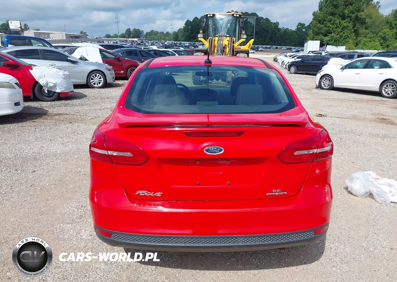 2015 Ford Focus Se VIN:1FADP3F25FL248054 - 17