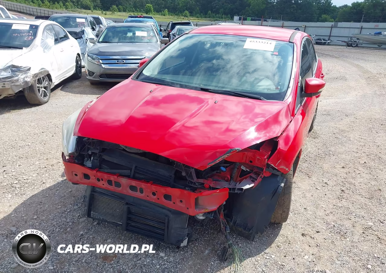 2015 Ford Focus Se VIN:1FADP3F25FL248054 - 6